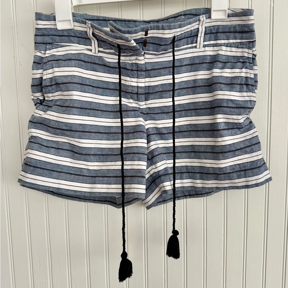 LOFT Striped Shorts Size 2 in Blue and White with tassels